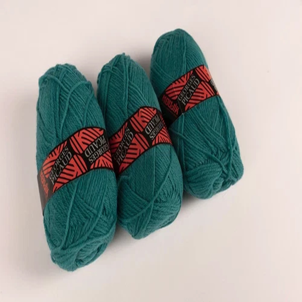 vintage-georges-picaud-moujik-yarn-wool-in-turquoise-100-wool-3-skein-lot