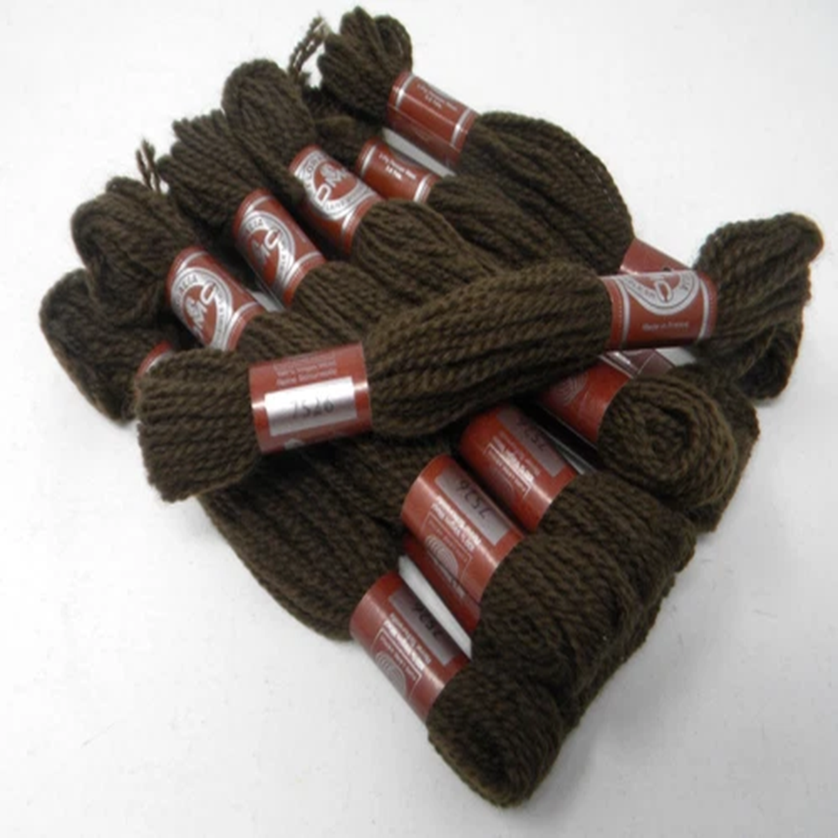 10-skiens-dmc-floralia-3-ply-persian-wool-yarn-laine-divisible-7526-brown