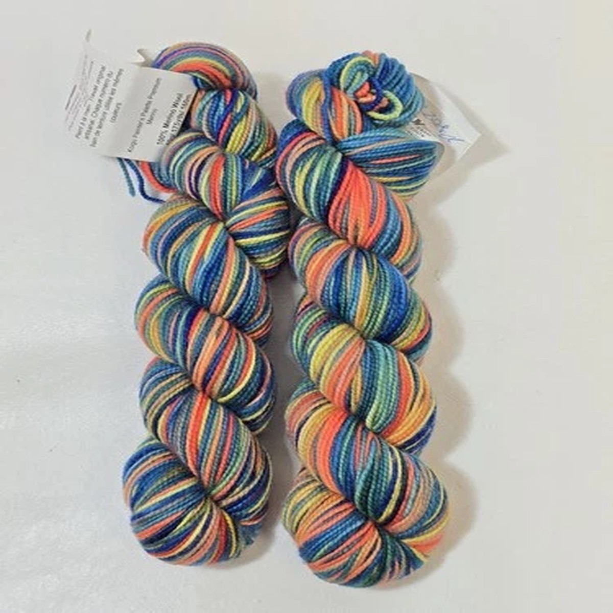 koigu-kpppm-yarn-100-merino-wool-50g-175y-variegated-p80283-orange-blue-green