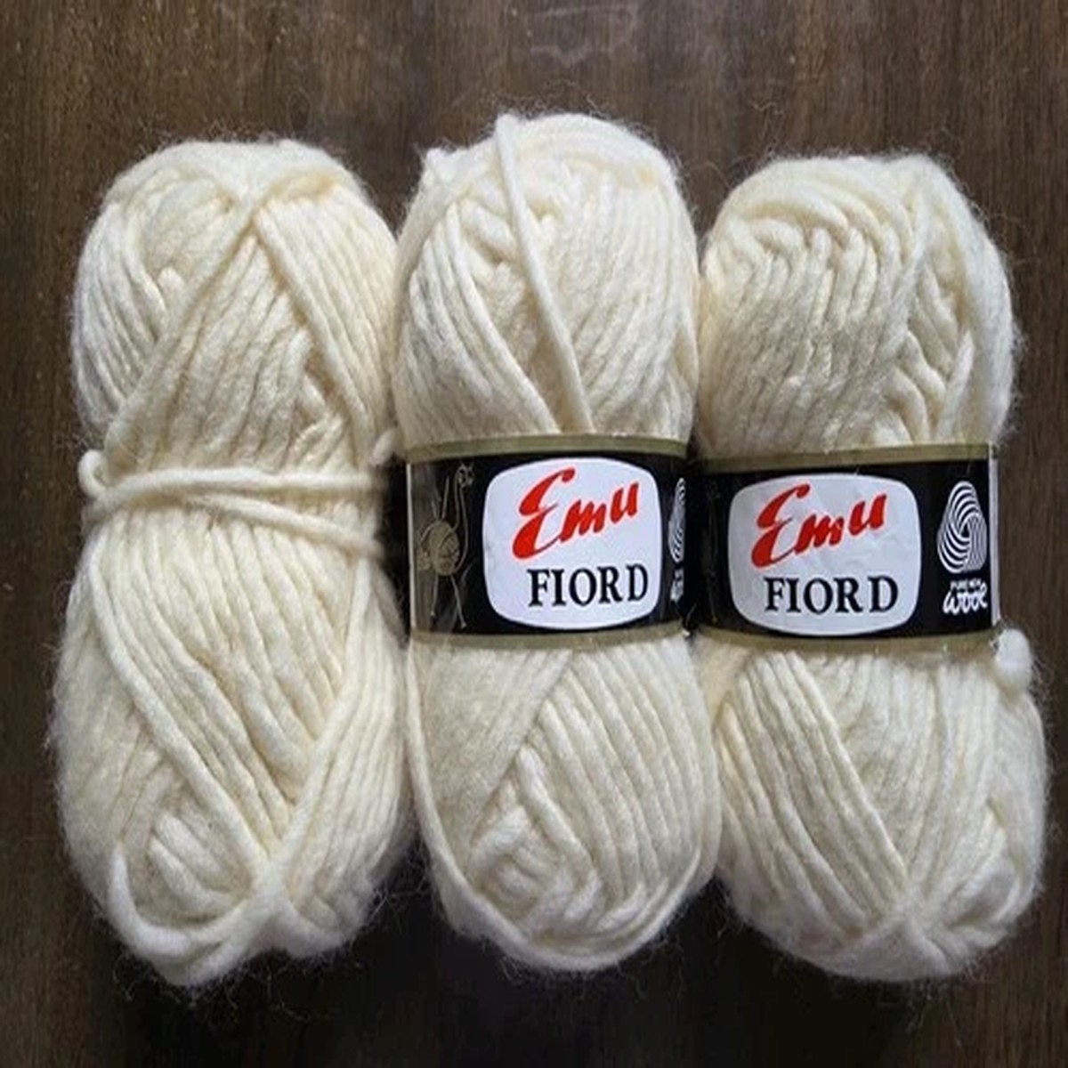 vtg-emu-fiord-pure-new-wool-yarn-lot-of-3-cream-ivory-50g-made-in-england