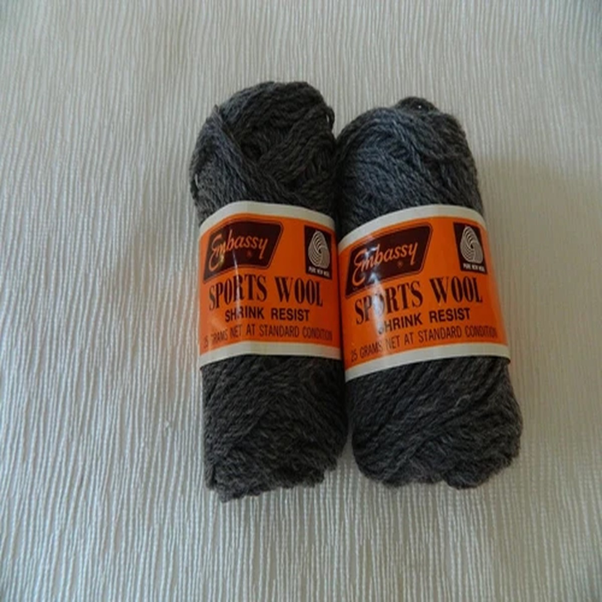 yarn-embassy-sports-wool-shrink-resist-mothproofed-8ply-grey-lot-craft-hobby