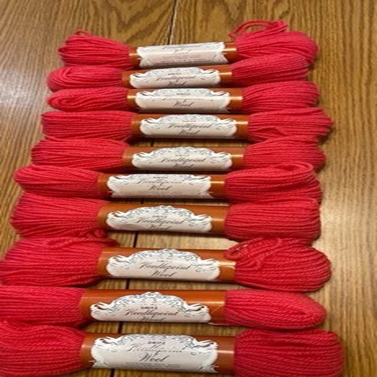 10-strawberry-122-551-scovill-dritz-100-virgin-wool-yarn-40yards-vtg