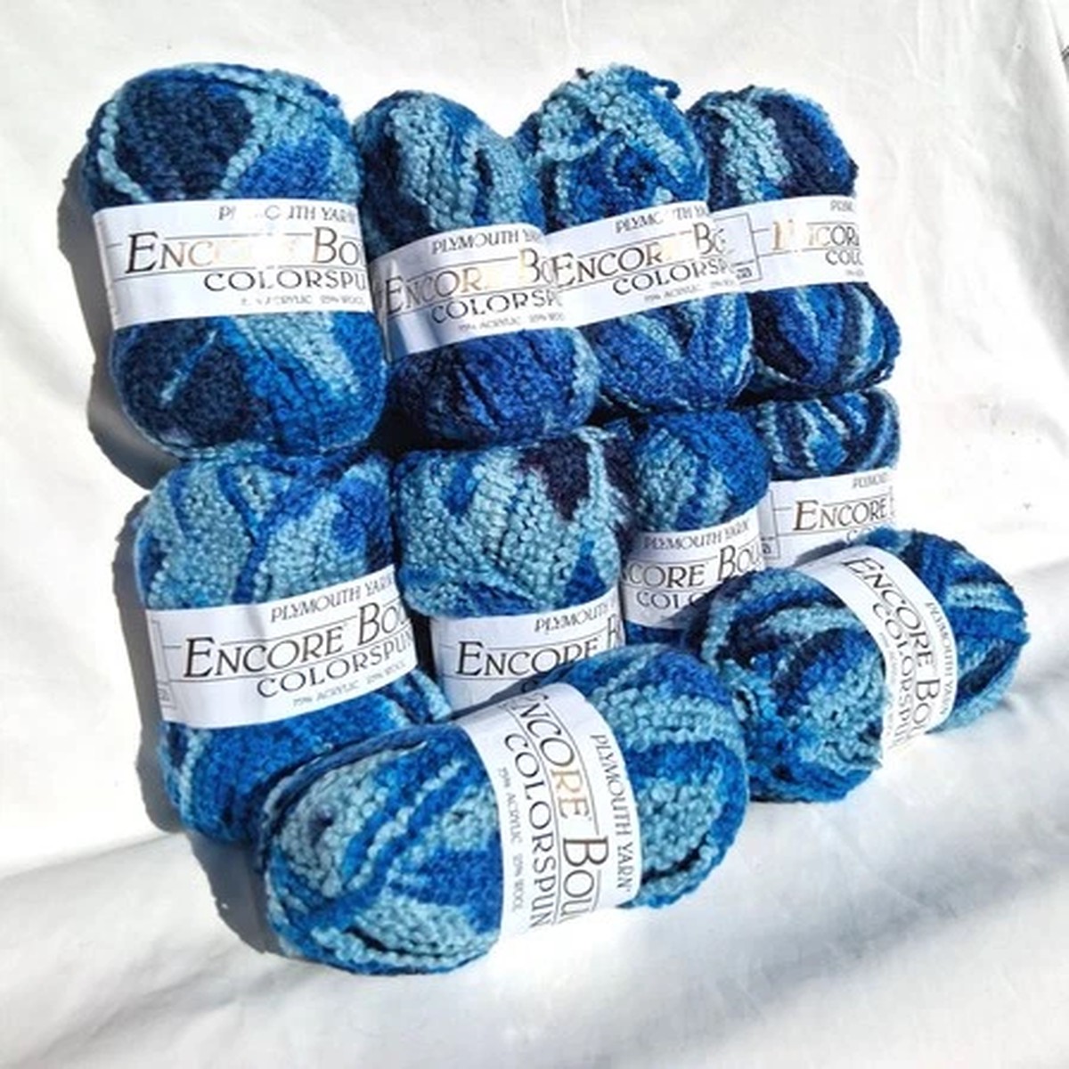 10-x-encore-boucle-by-plymouth-yarn-acrylic-blend-bulky-variegated-blue