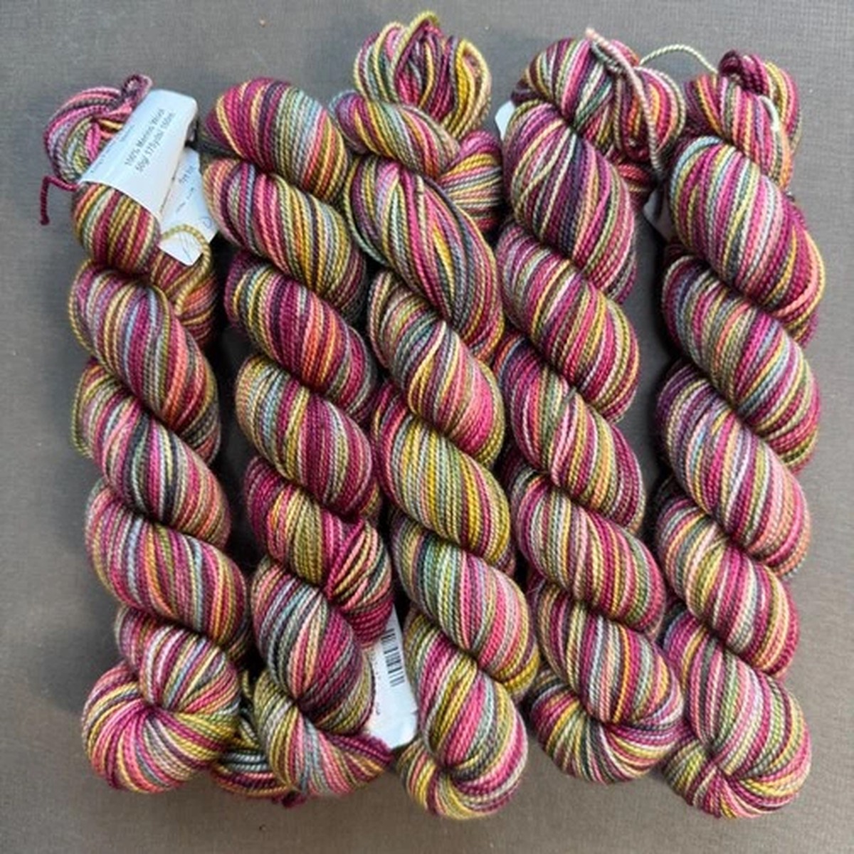 koigu-kpppm-fingering-yarn-100-merino-5-skeins-175-yds-magenta-olive-multistrip