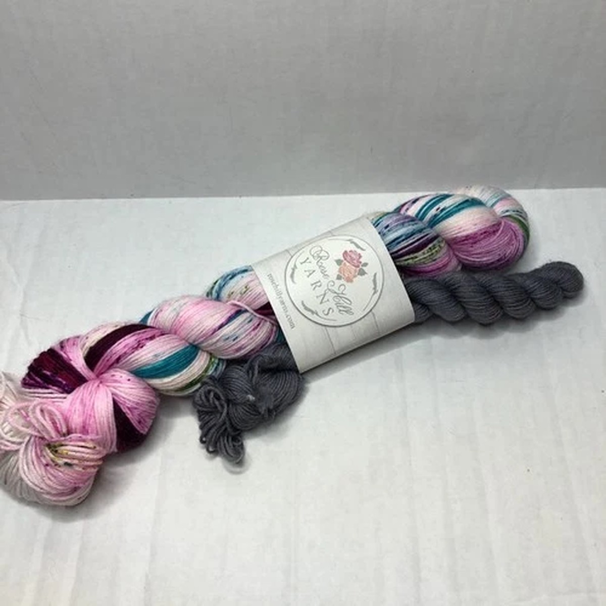 rose-hill-yarns-fingering-weight-full-skein-463-yds-mini-skei-92-yds