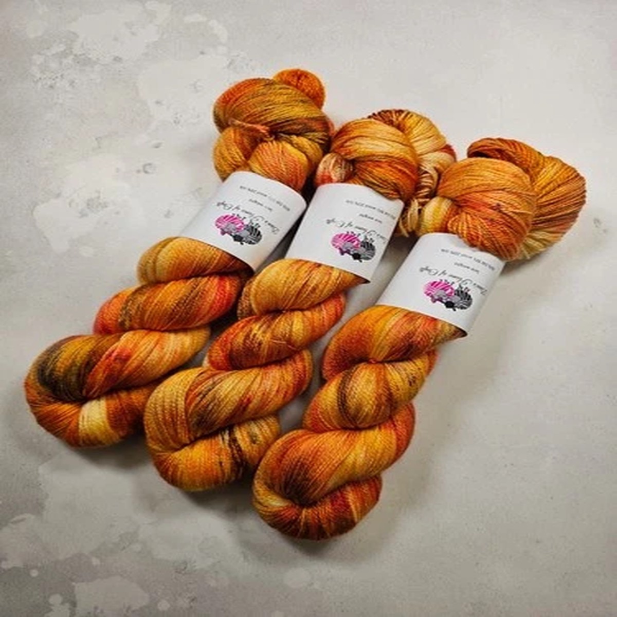 hand-dyed-bfl-silk-yarn-lace-weight-100g-bonfire-kiss