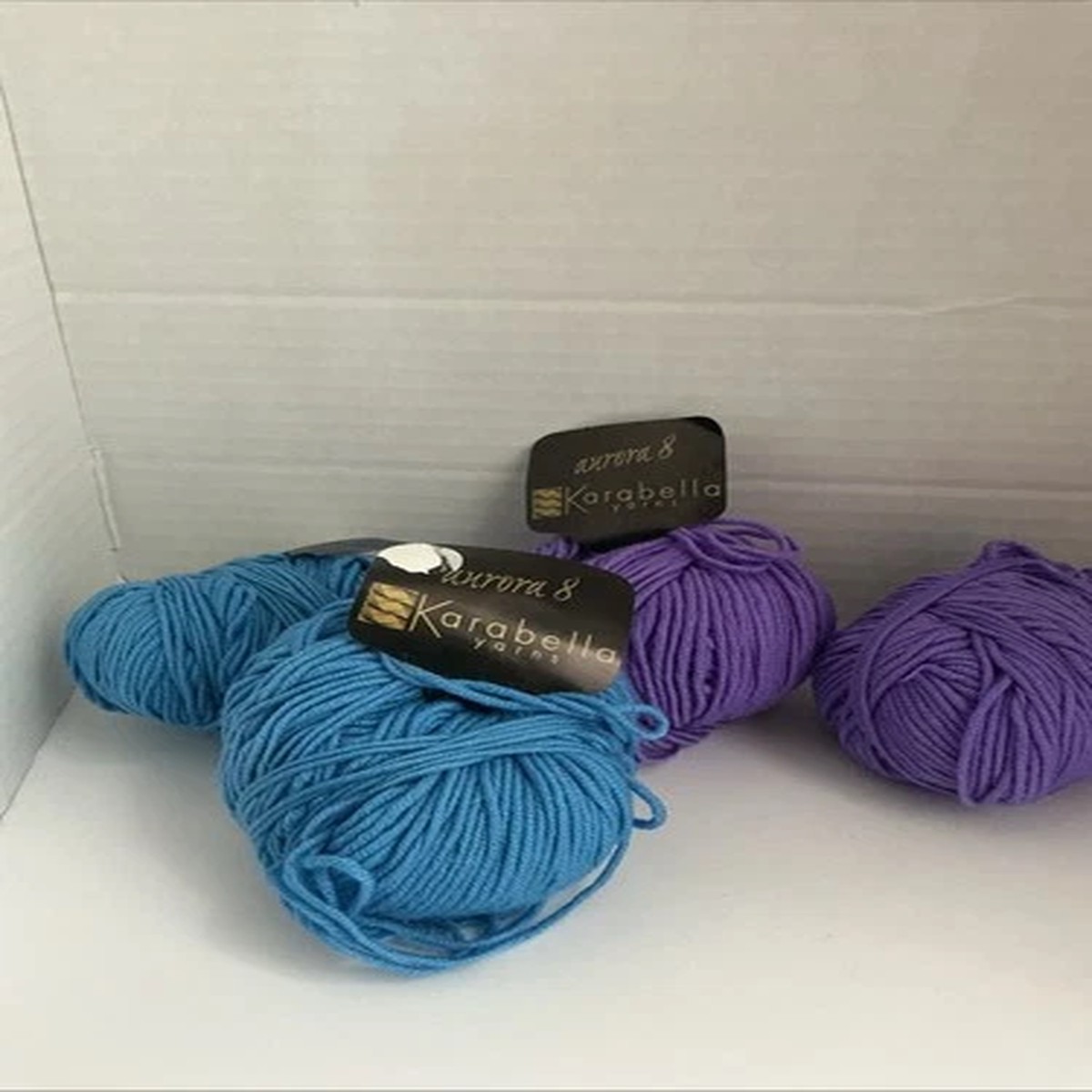 karabella-aurora-8-extrafine-merino-wool-50-g-98-yds-ea-5