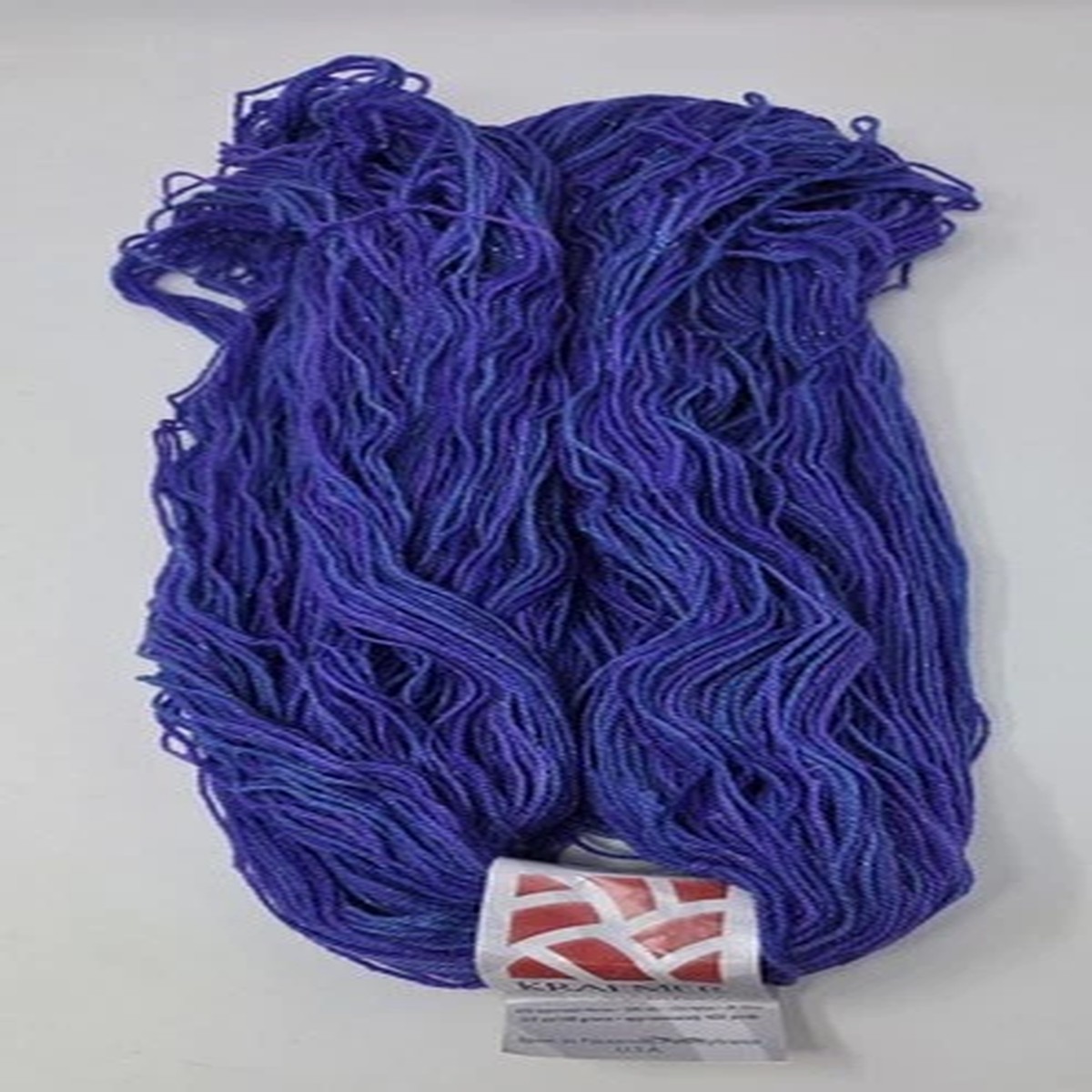 kraemer-sterling-silk-silver-yarn-fingering-wt-wool-silk-blend-420-yds-disc