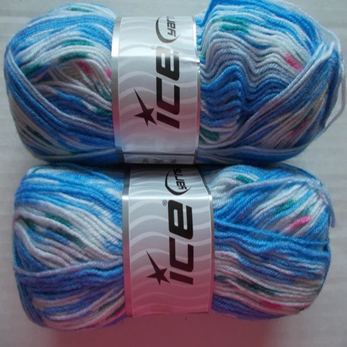 ice-yarns-baby-wool-blend-yarn-white-blue-pink-green-lot-of-2-286-yds-ea