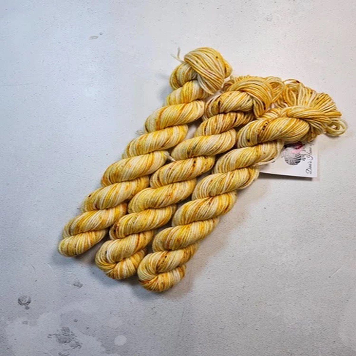 sw-merino-nylon-fingering-weight-yarn-mini-567-20-g