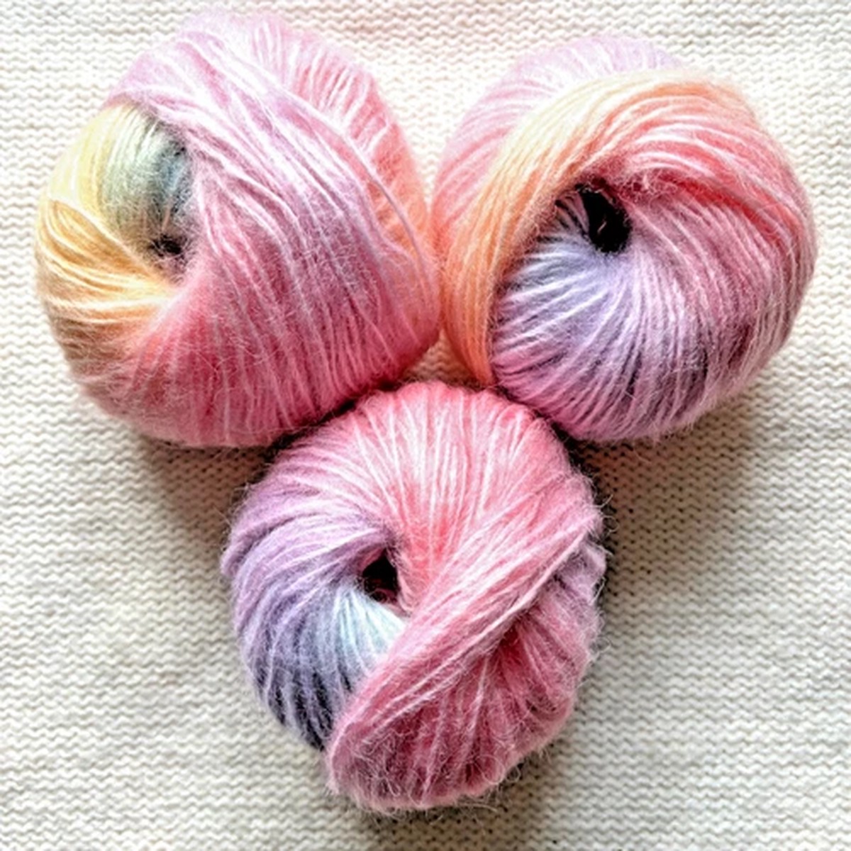 3-balls-x-50g-mohair-wool-yarn-mohair-wool-polyester-colour-01