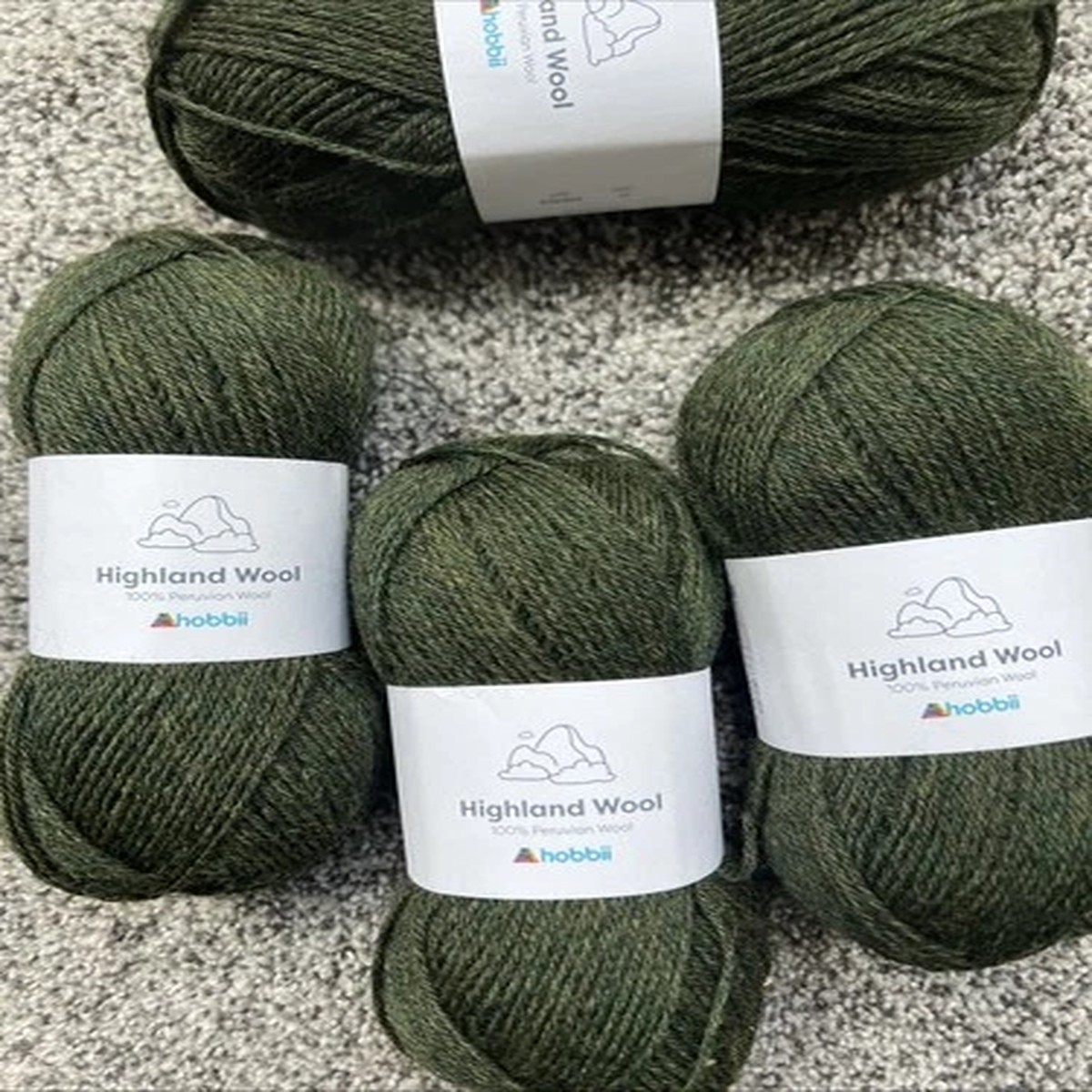 lot-of-4-skeins-hobbii-highland-100-peruvian-wool-green