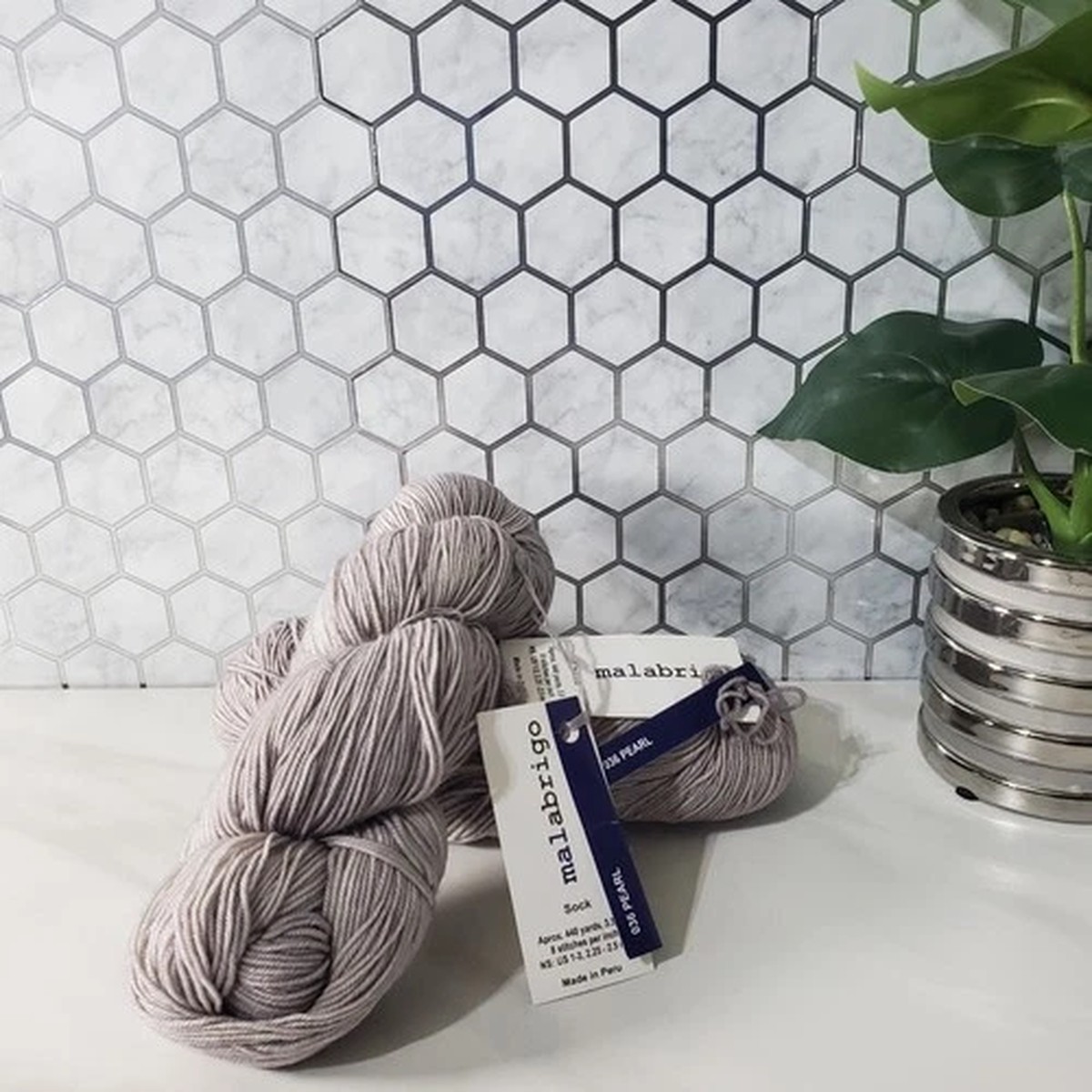 malabrigo-sock-yarn-036-pearl-100-superwash-merino-wool-440-yds-kettle-dye