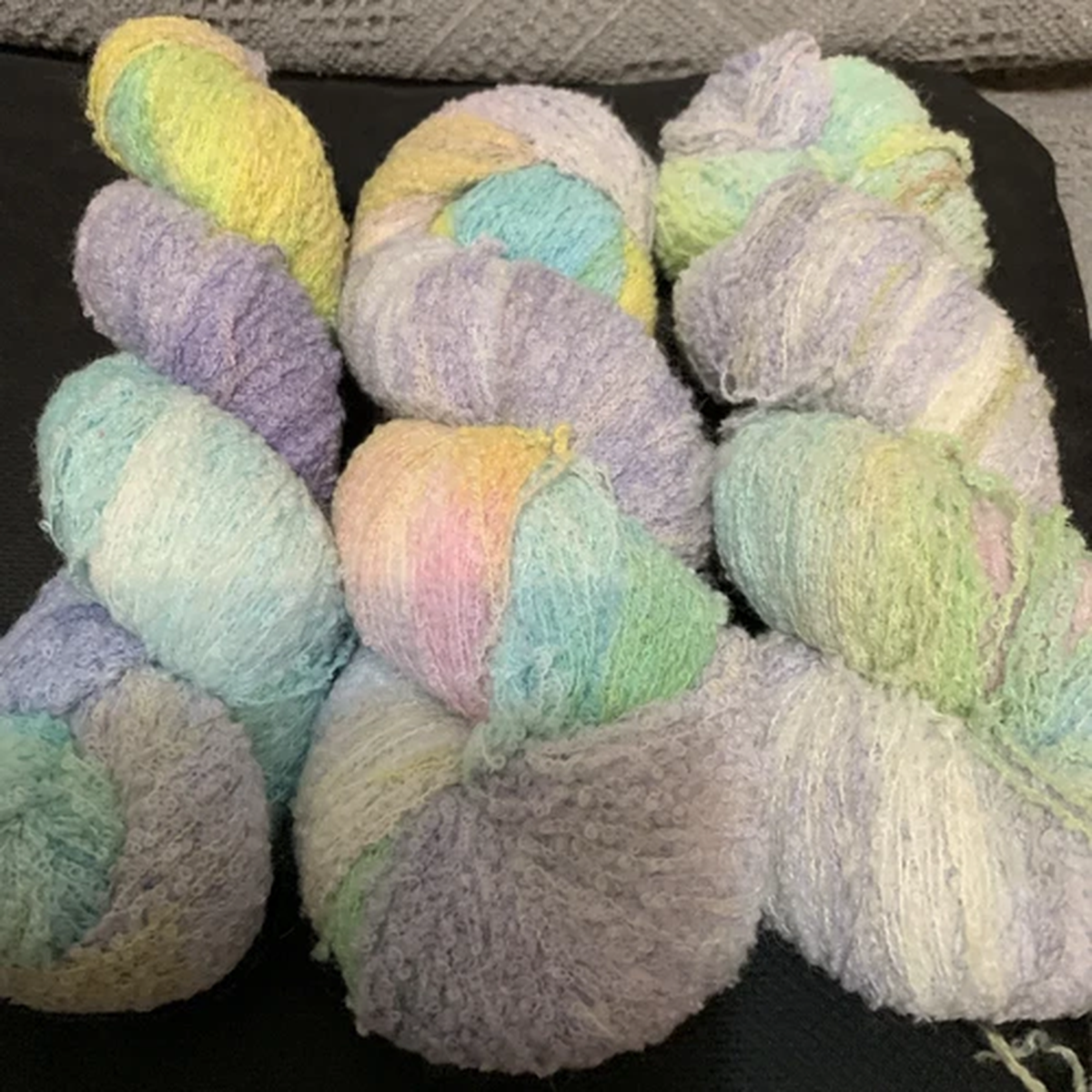 alpaca-wool-blend-loop-yarn-hank-3-50g-m619