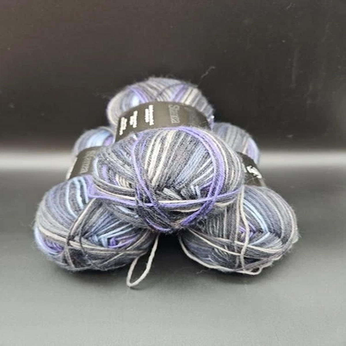 wisdom-wool-yarn-3-skein-stanza-sweater-sock-shawl-75-wool-25-nylon-plath-100g
