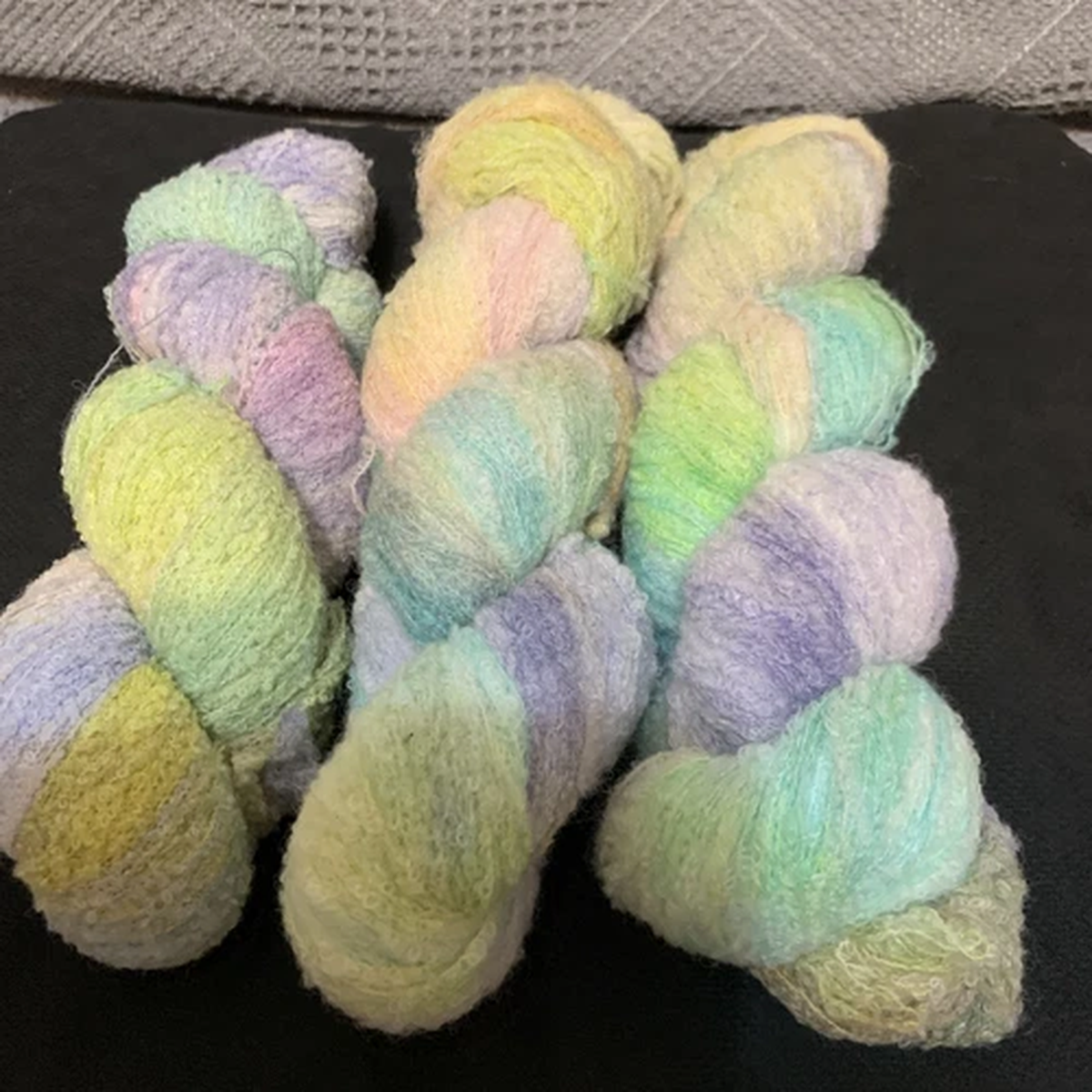 alpaca-wool-blend-loop-yarn-hank-3-50g-372