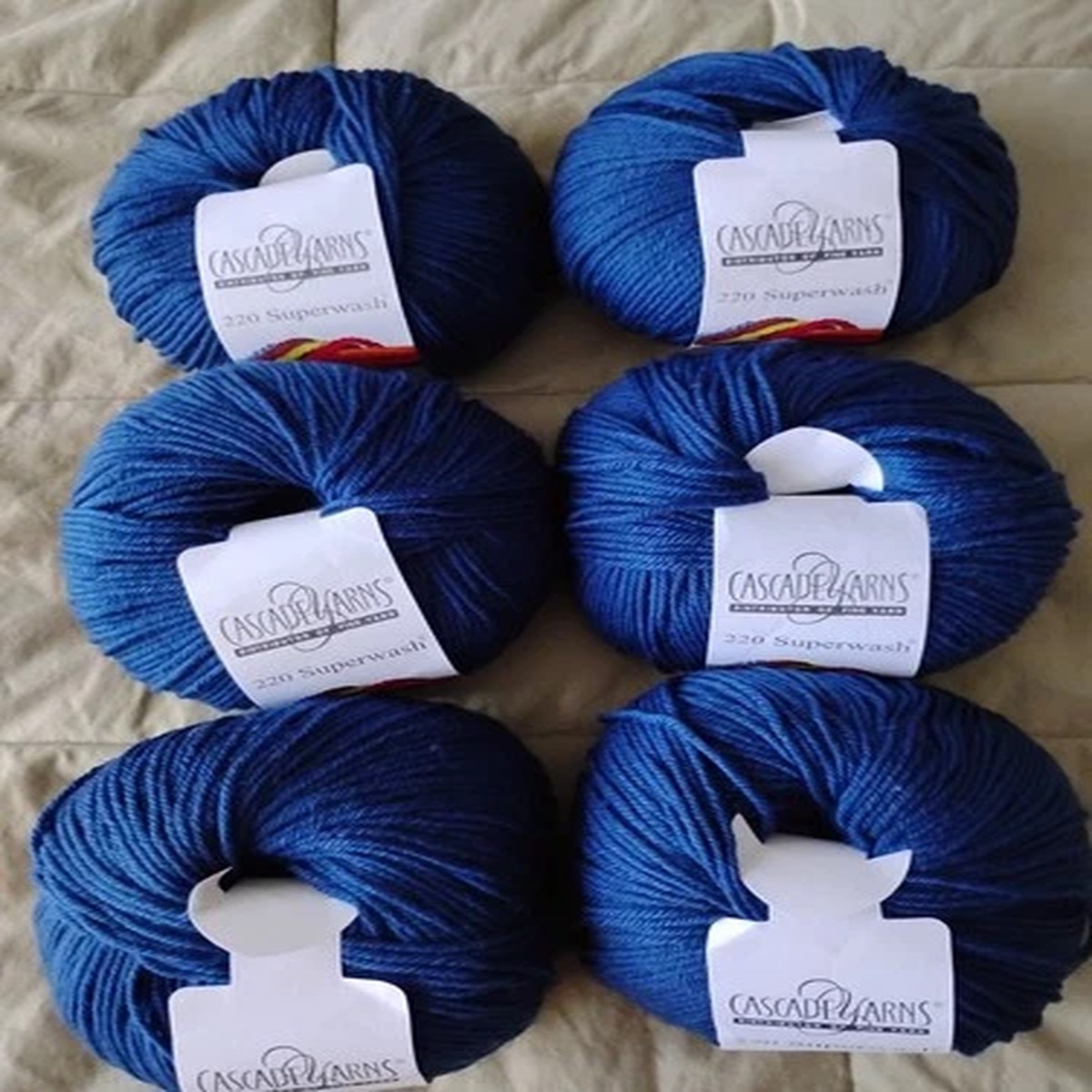 cascade-220-superwash-wool-yarn-color-in-the-navy-885-6-balls