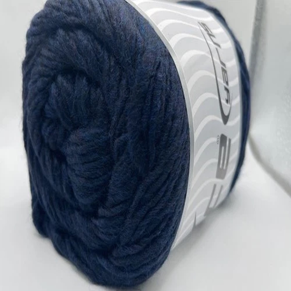 dark-navy-heather-cake-yarn-68460-ice-yarns-50-50-wool-acrylic-150g-196y-bulky