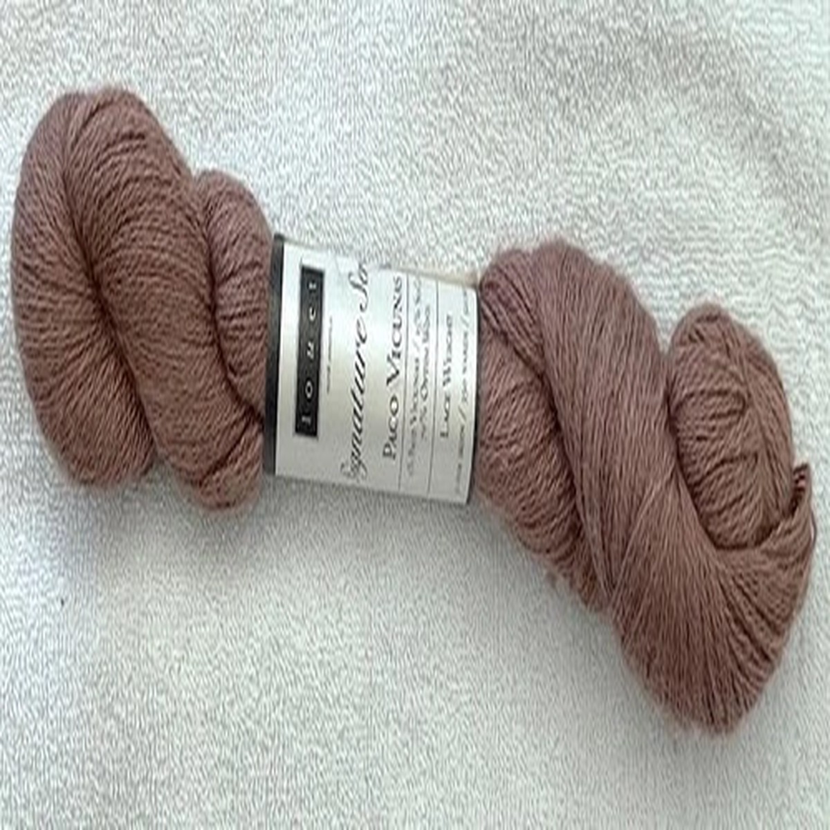 louet-paco-vicuna-signature-series-yarn-brown-90-1032-2