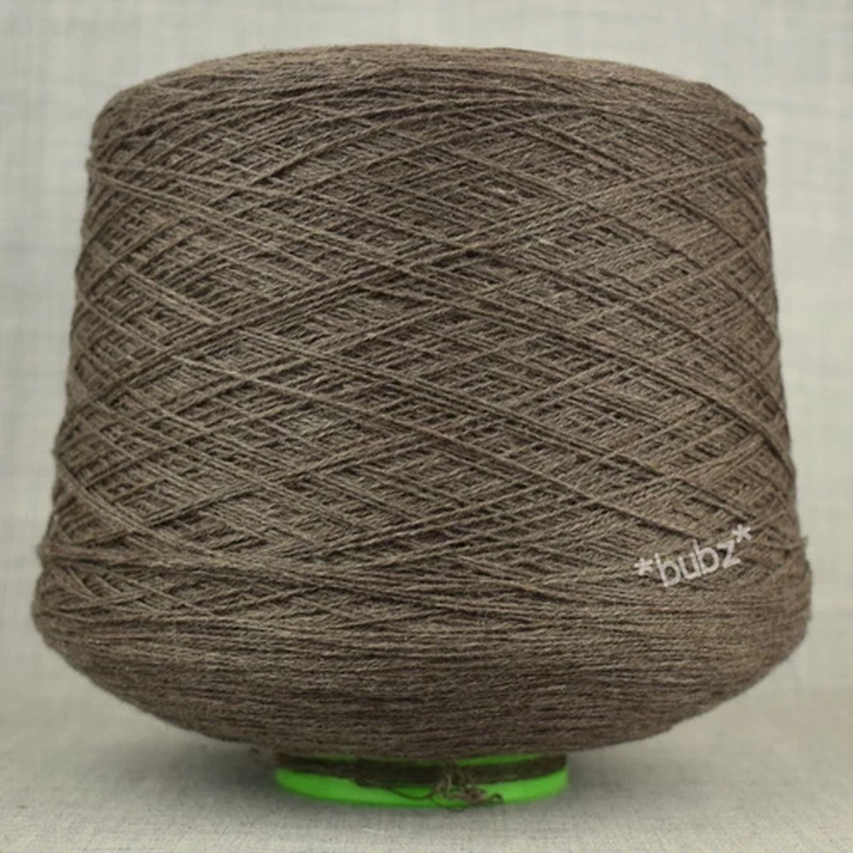 british-soft-pure-lambswool-2-3-ply-900g-cone-knitting-wool-yarn-beaver-taupe