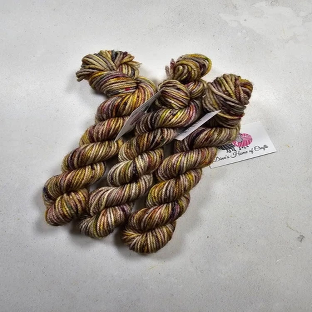 sw-merino-nylon-dk-weight-yarn-mini-d171-20-g