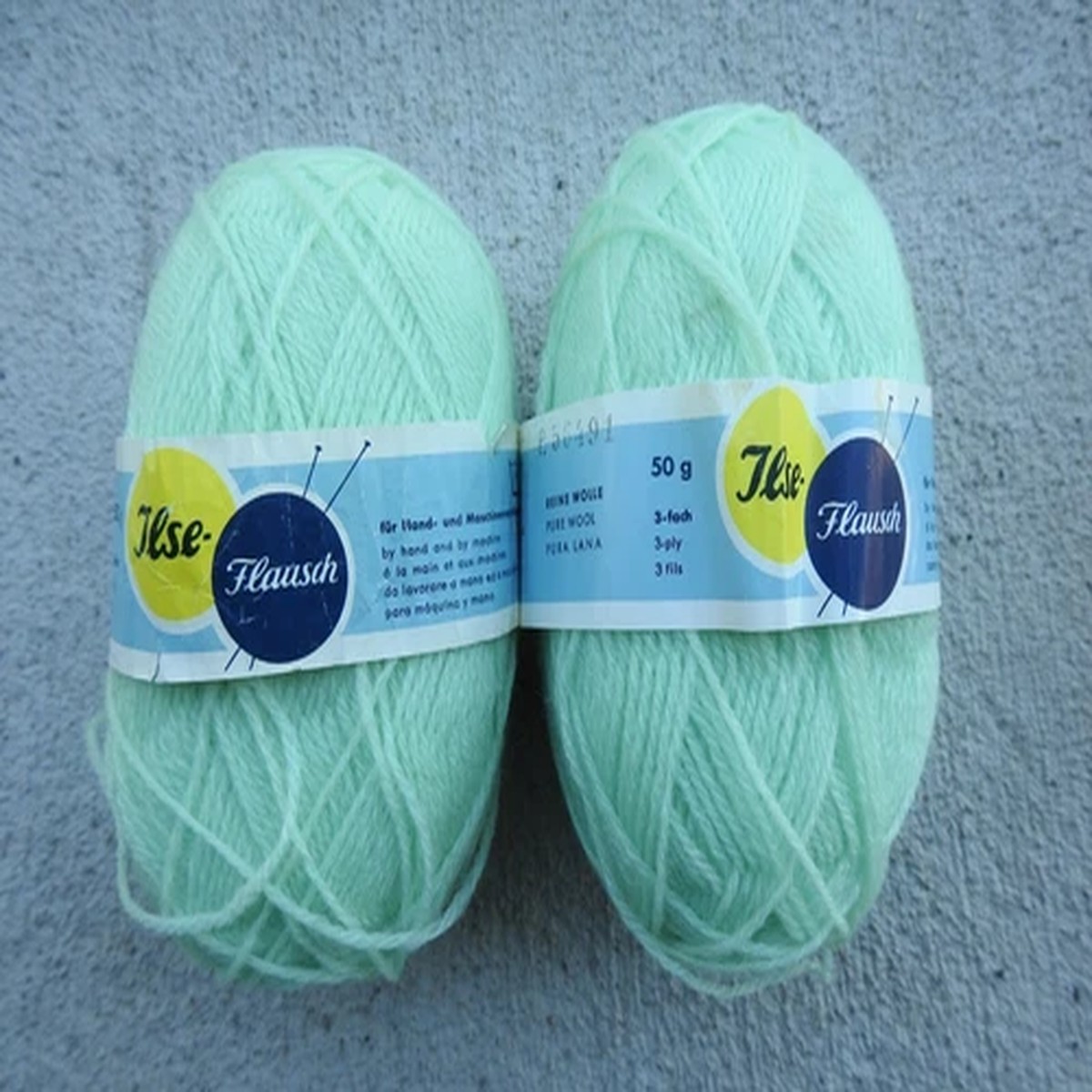 vintage-2-skeins-flausch-pure-lana-wool-50g-3-ply-pastel-green-yarn-german