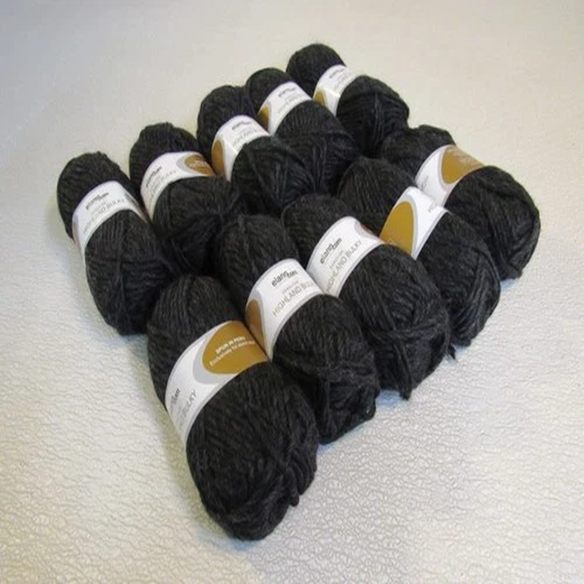 elann-peruivan-highland-bulky-yarn-black-10-skeins-54-yards-each