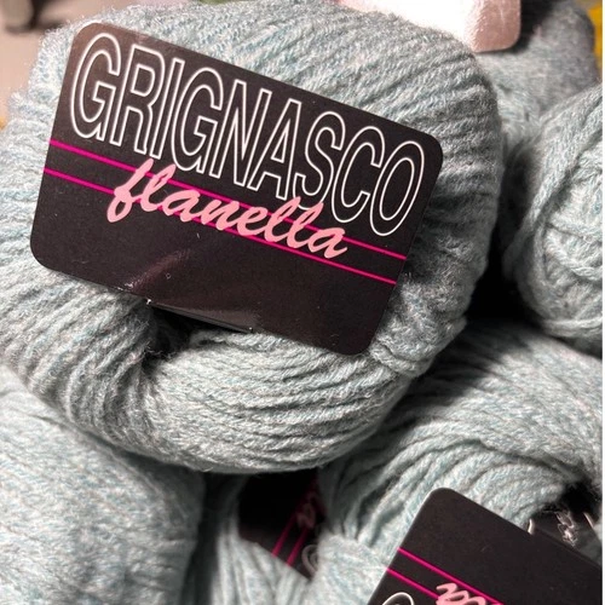grignasco-flanella-italian-yarn-50g-virgin-wool-blend-light-blue-shade-lot-of-16