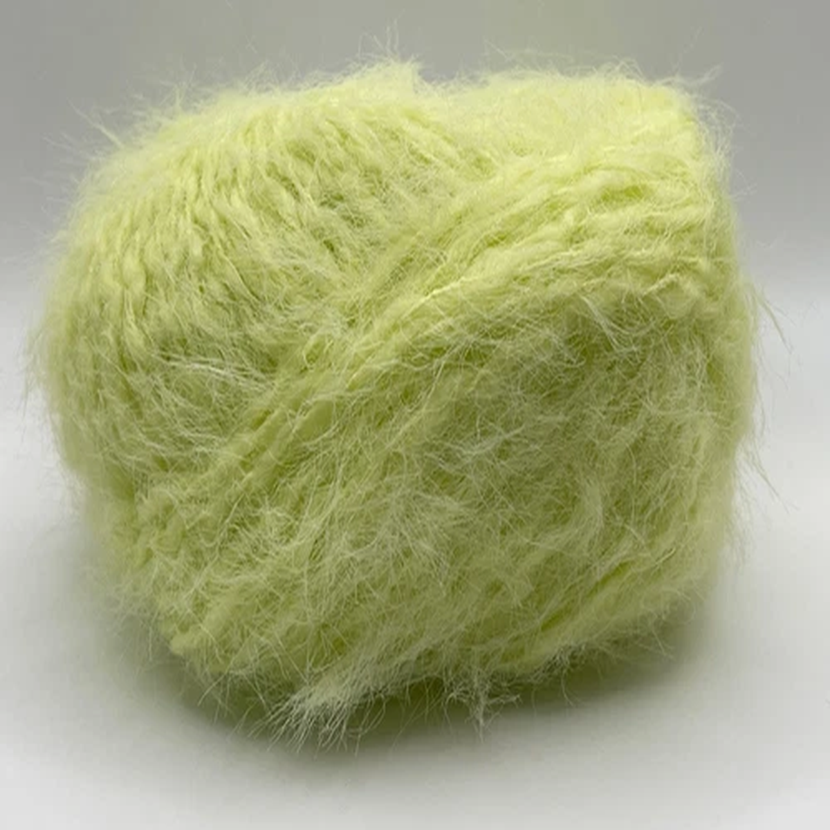 green-tea-merino-fur-82450-ice-yarns-superwash-merino-wool-nylon-50gr-164yds