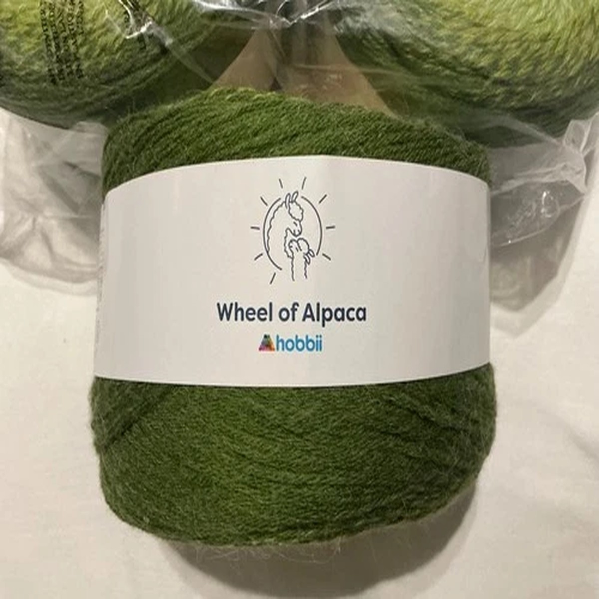 hobbii-wheel-of-alpaca-yarn-jamaican-flair-11