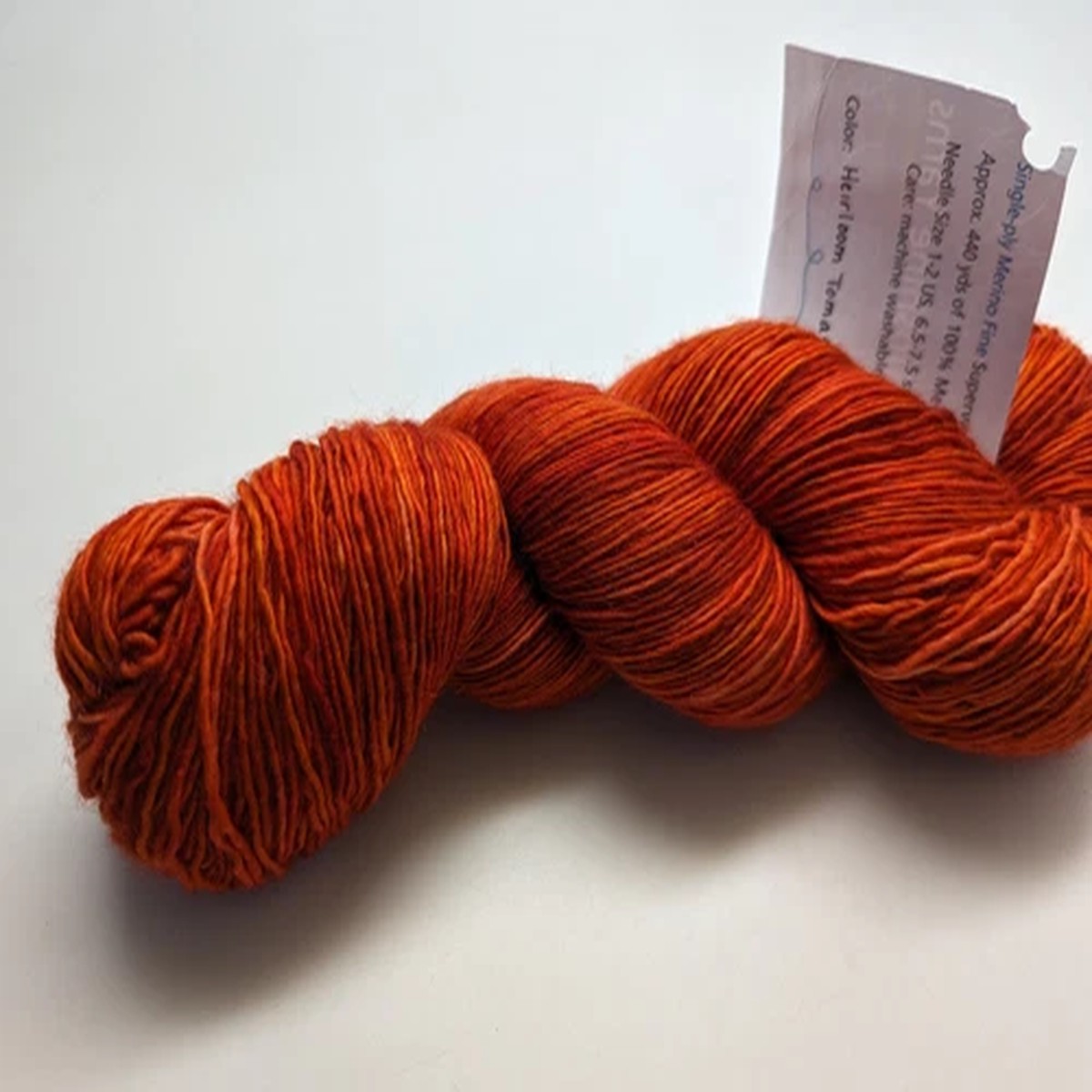 sunshine-yarns-single-ply-merino-fine-superwash-420-yds-100gm-heirloom-tomato
