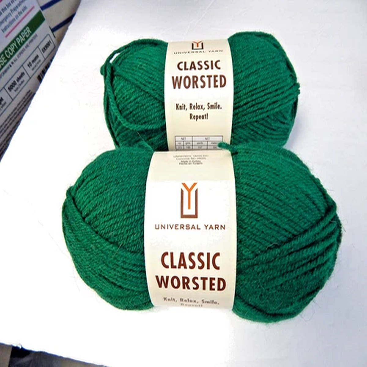 universal-yarn-classic-christmas-green-691-acrylic-wool-yarn-2-skeins