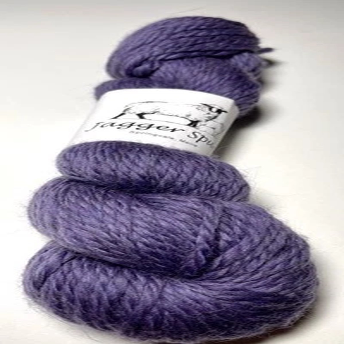 jaggerspun-berwick-bulky-yarn-1skein-dull-purple-i-combine-ship-read-det