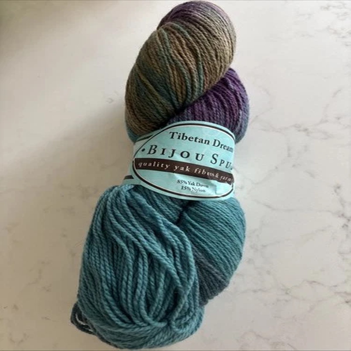 bijou-basin-tibetan-dream-yarn-yak-nylon-440yds-4oz