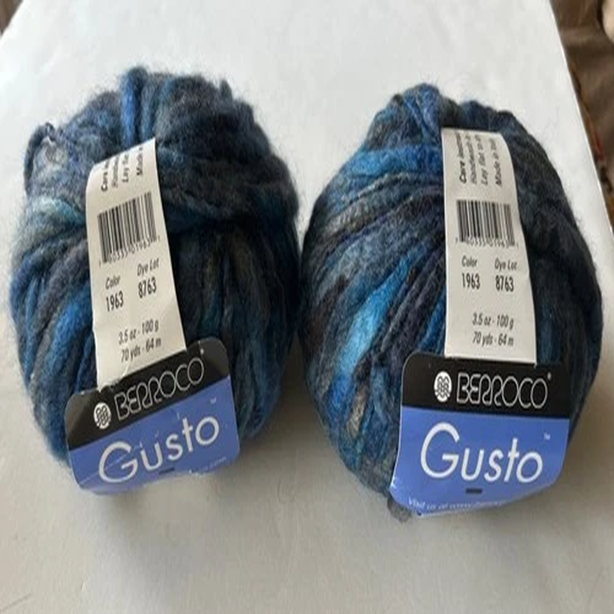 berroco-gusto-yarn-2-balls-45-wool-bulky-color-1963-made-in-italy-crochet-knit