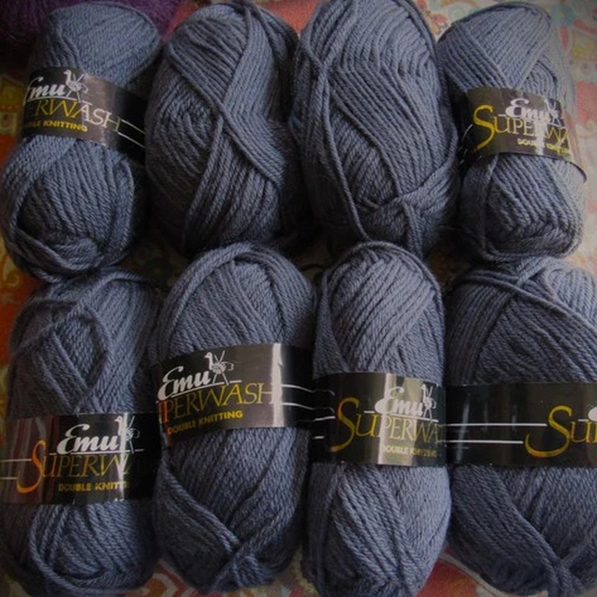 8-skein-lot-emu-superwash-dk-100-wool-yarn-50g-130yd-each-charcoal-3071