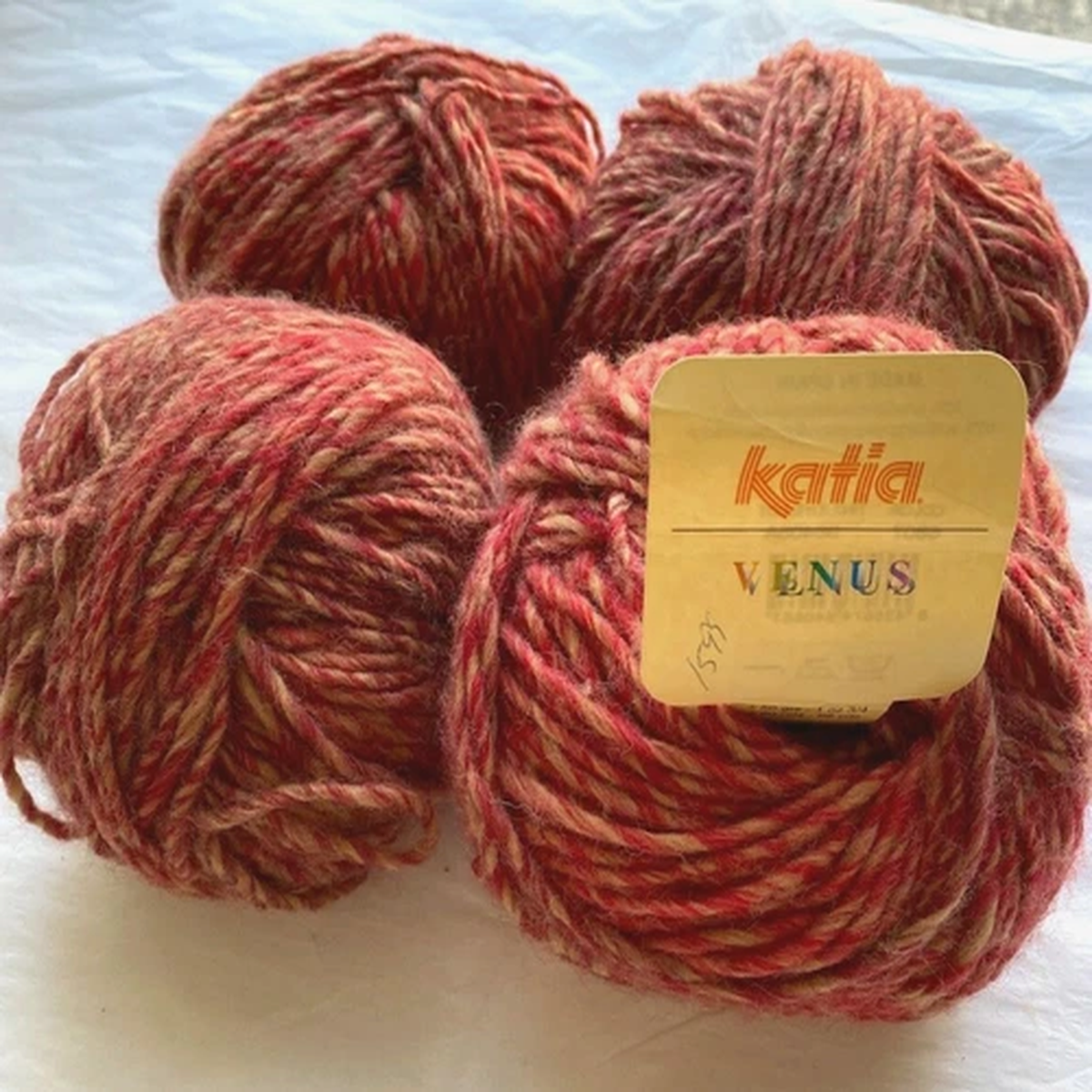 katia-venus-98yds-acrylic-wool-made-in-spain-closeout-sale