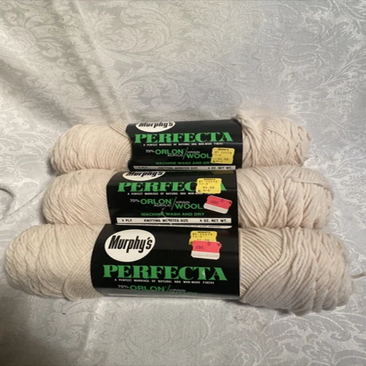 vintage-lot-of-3-perfecta-orlon-wool-yarn-skeins-nos