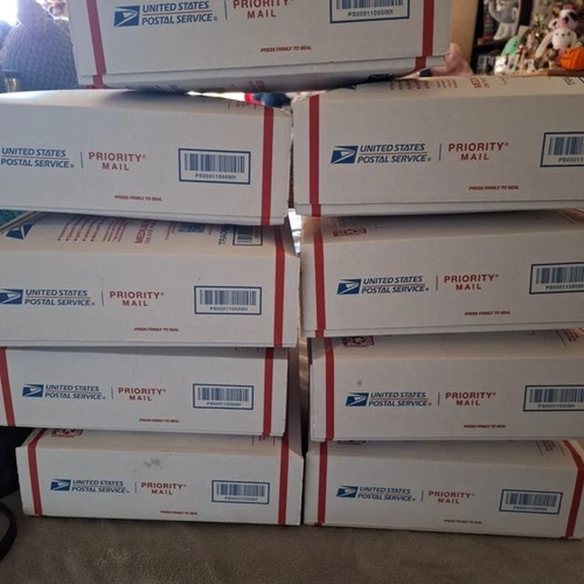 yarn-mystery-boxes-new-full-skeins-destash-mostly-acrylic-various-brands