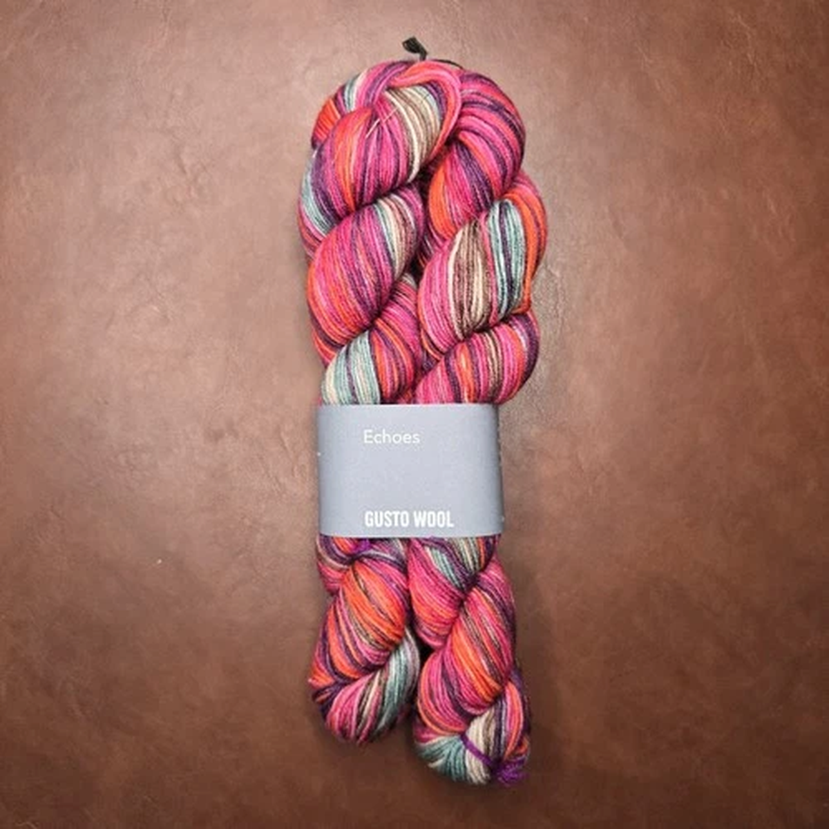gusto-wool-echoes-80-merino-wool-20-nylon-440-yd-100-gm