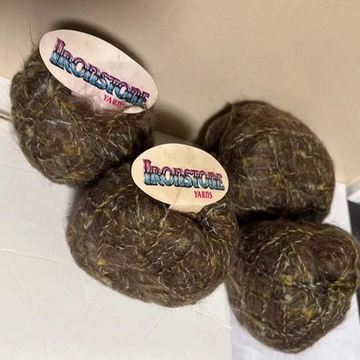 ironstone-english-mohair-yarn-50-gr-105-yds-per-ball-brown-blue-varigated-lot