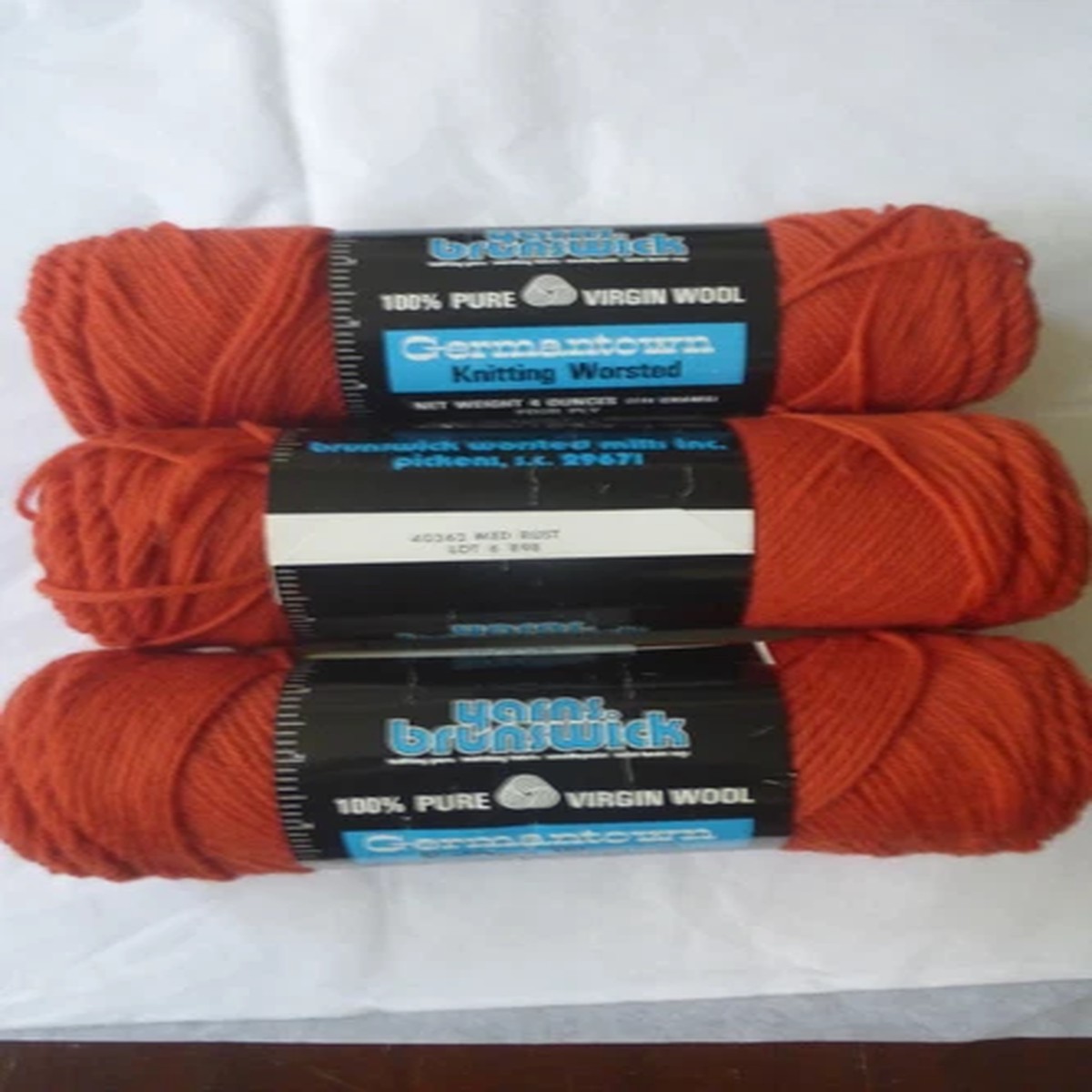 lot-of-14-vtg-brunswick-germantown-100-purel-virgin-wool-yarn-medium-rust