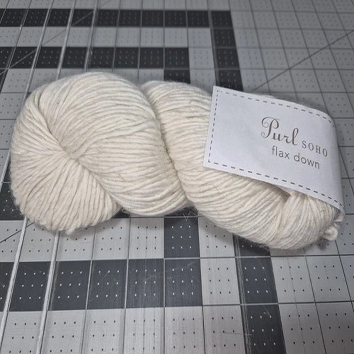 purl-soho-flax-down-worsted-weight-yarn-alpaca-merino-linen-heirloom-white