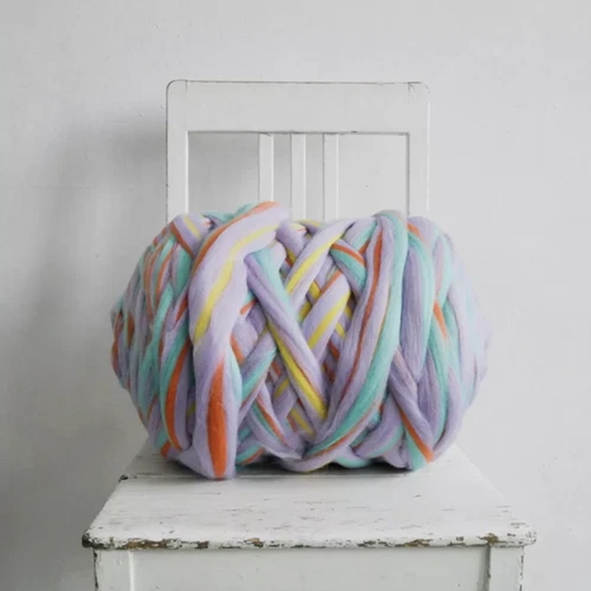 chunky-yarn-merino-wool-super-soft-bulky-arm-knit-blanket-roving-felting-diy