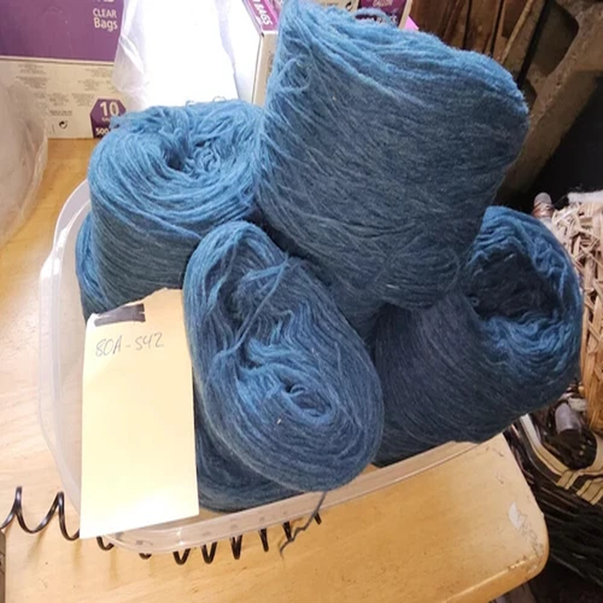 pencil-roving-dark-blue-one-pound-merino-wool