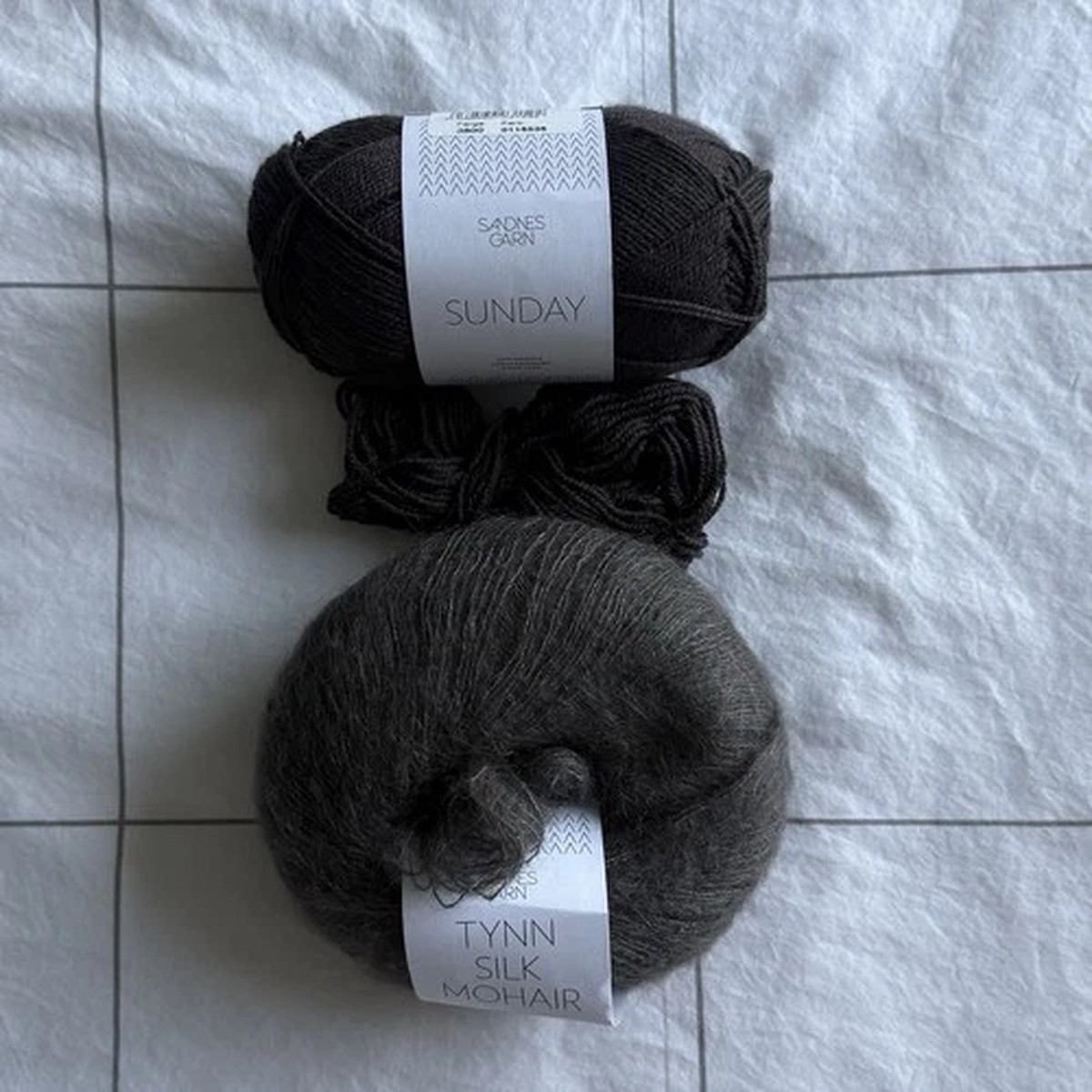 sandnes-garn-sunday-tynn-silk-mohair-3800-bristol-black