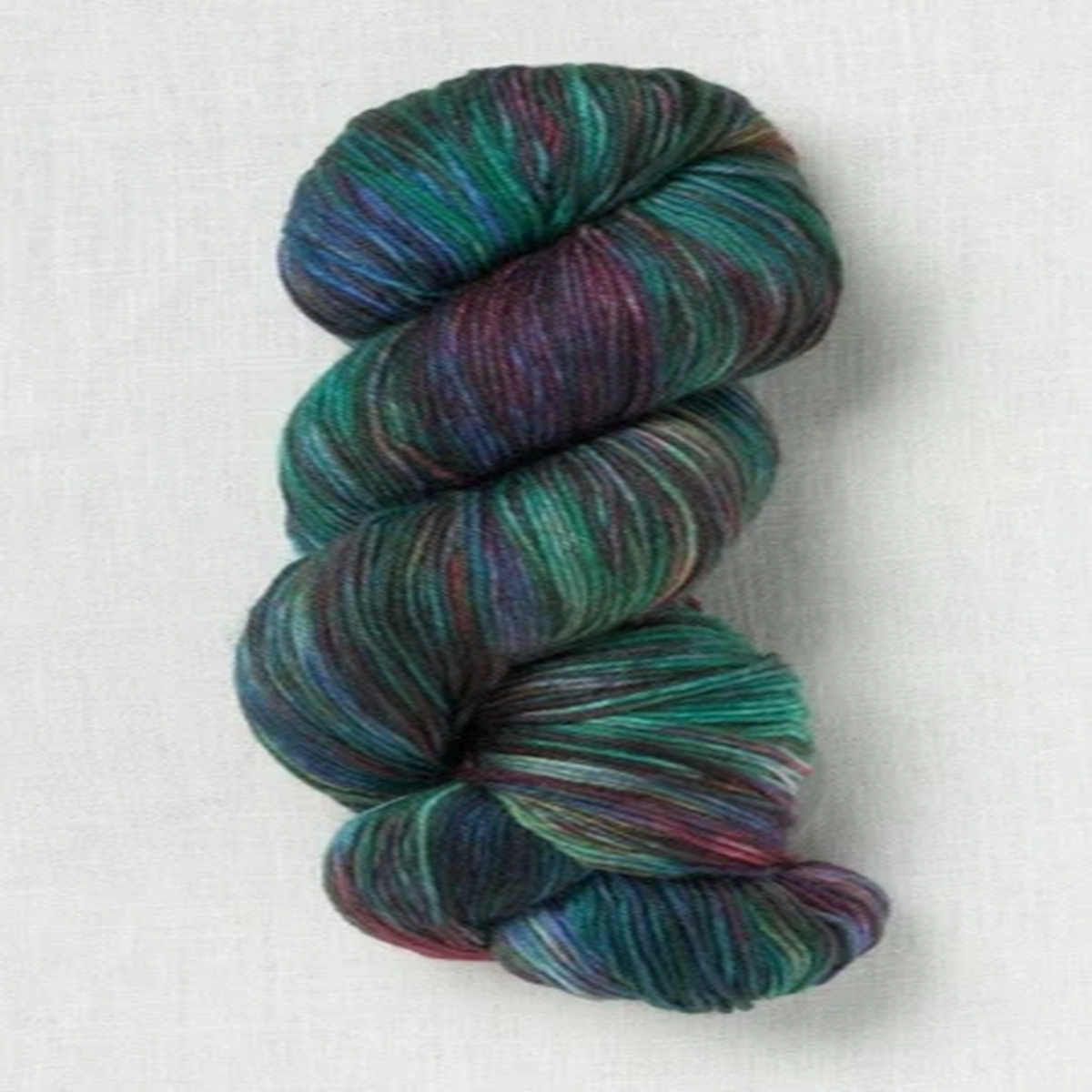symfonie-yarn-terra-100g-merino-wool-hand-dyed-color-2004-tropical-sea-415-yds