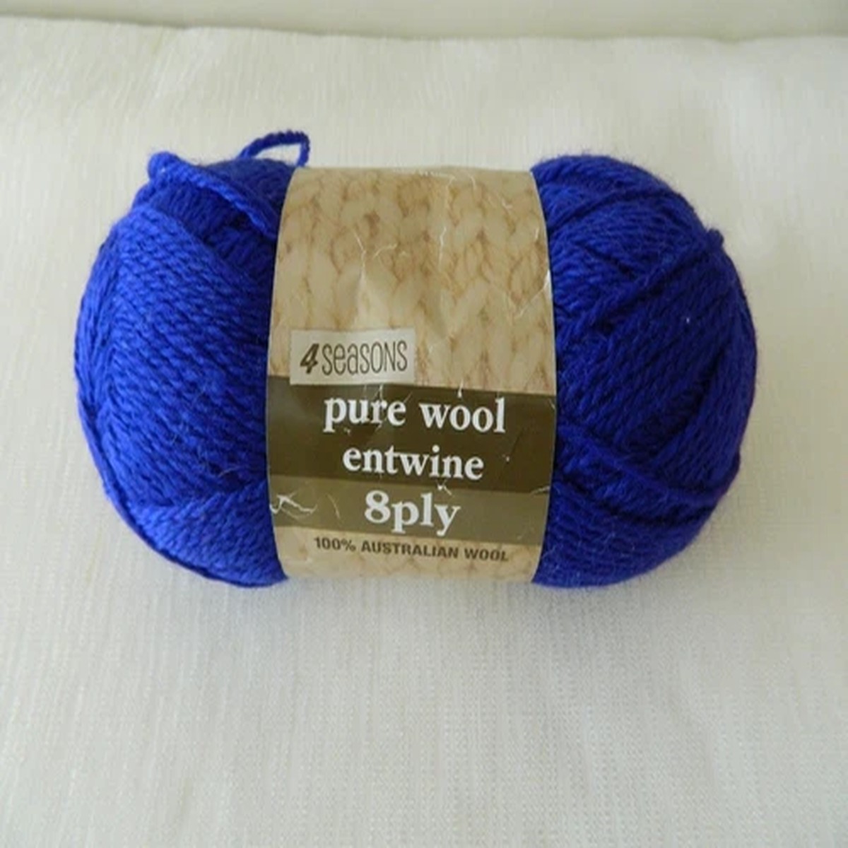 yarn-4-seasons-8ply-skein-pure-wool-entwine-blue-knitting-craft-hobby