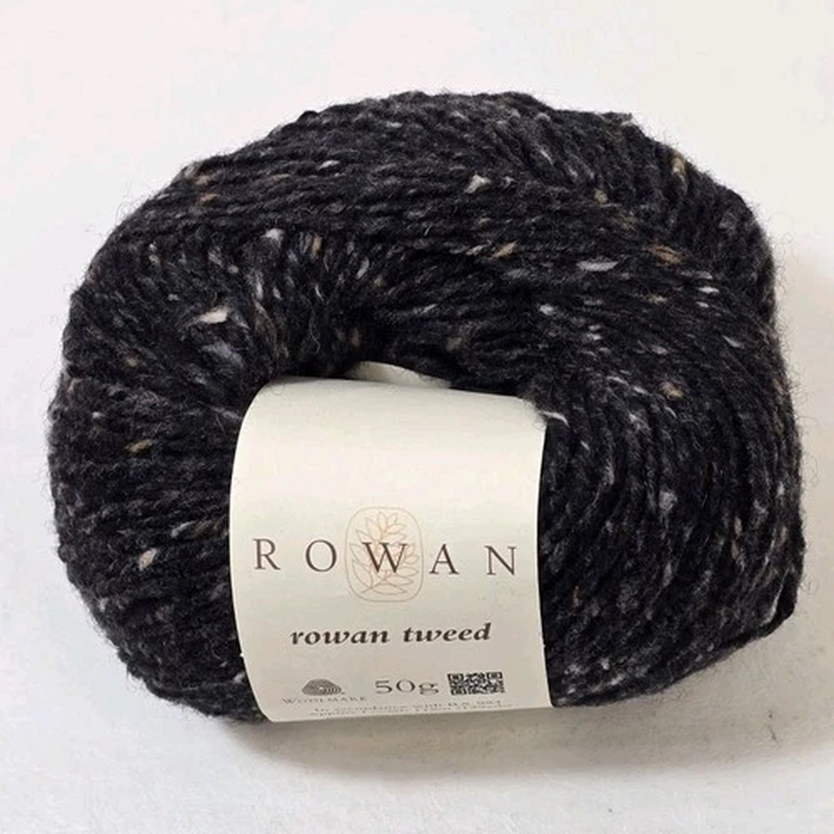 pendle-rowan-rowan-tweed-3-dk-100-wool-yarn-50g-129-yds-black-brown