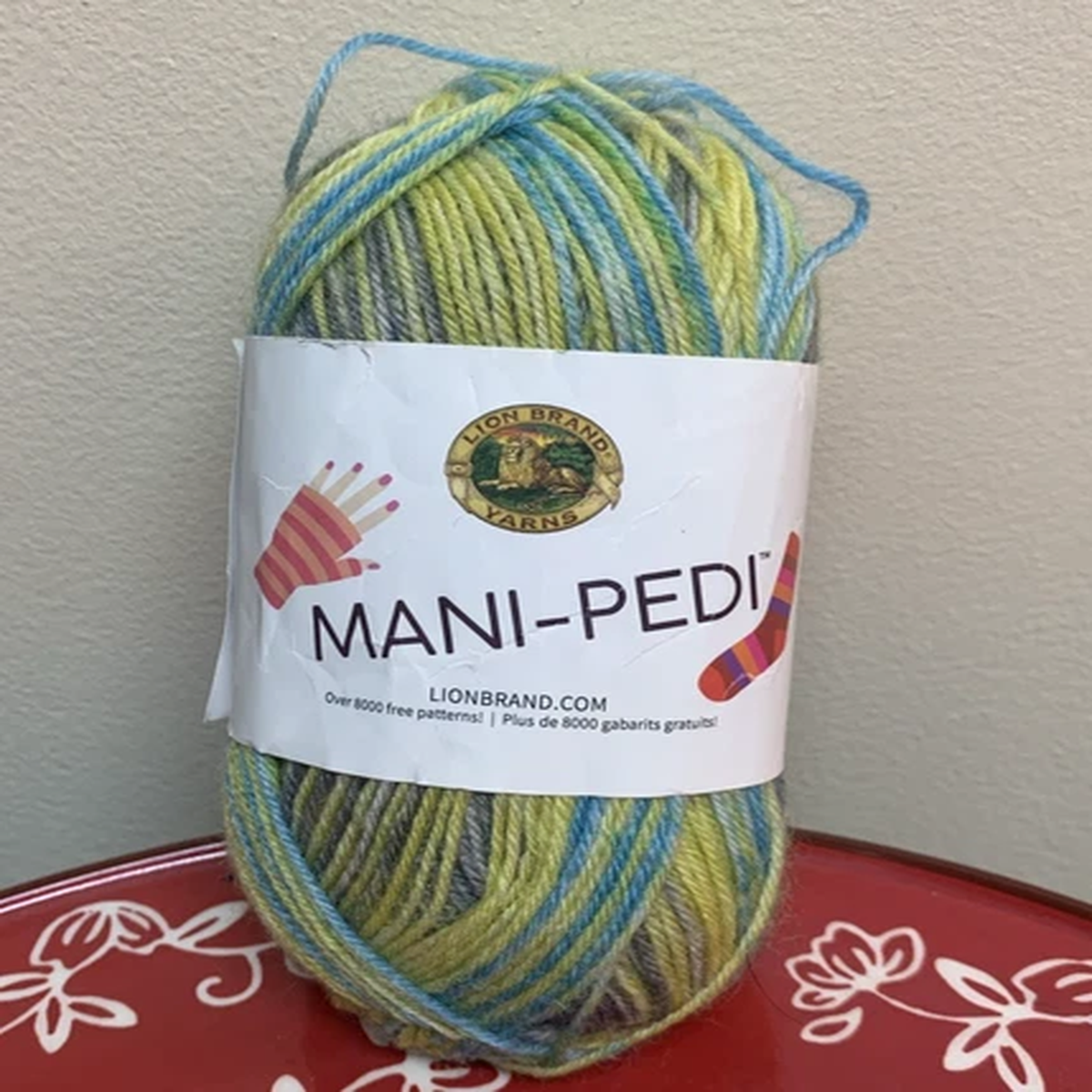 brand-new-lion-brand-mani-pedi-yarn-color-603-yoga-blue-yellow-gray